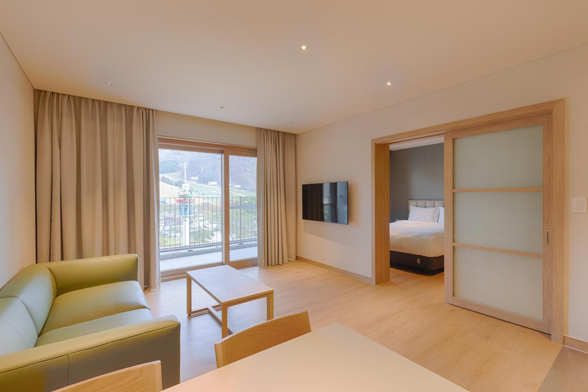 Sono Calm Vivaldipark Hotell Hongcheon Eksteriør bilde